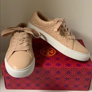 NIB! Tory Burch Marion Quilted Lace-up Sneaker SZ7